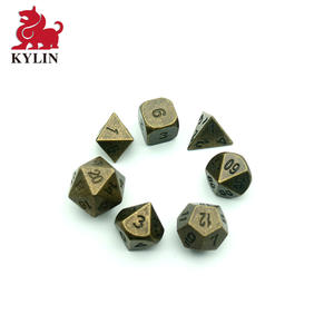 Juego de Dados Profesionales de Cristal Poliédrico Borgoña Hechos a Mano, D6 D20, para Juegos de Mesa D&D - Product Image 3