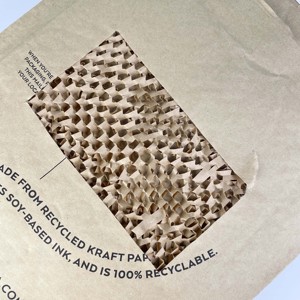 Sac d'expédition en papier kraft imprimable avec logo personnalisé, sac d'expédition en papier kraft jaune écologique et biodégradable, emballage pour vêtements - Product Image 4