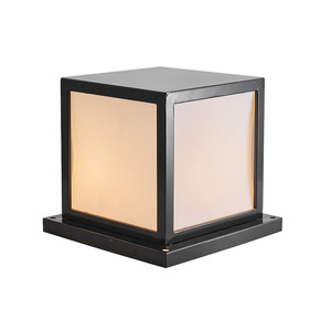 Venta caliente IP65 impermeable LED lámpara de poste cuadrado exterior aluminio y cuerpo de hierro luces de pilar solar para valla de jardín - Product Image 1