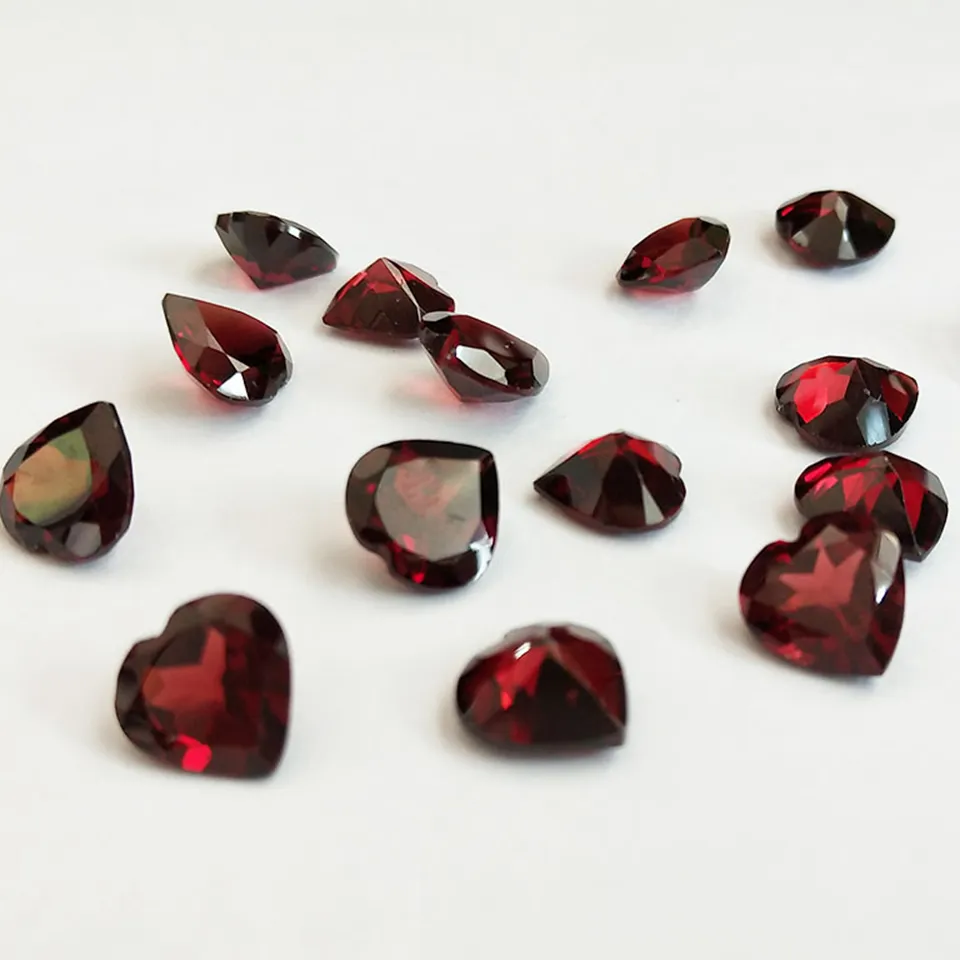 Alta Qualidade Pura Pedra Natural Garnet Coração Incrustado Gemstone Para Diy Anel Colar Pingente Pulseira Brincos
