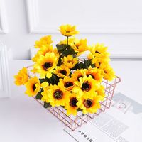 Tournesol artificiel Aun Flower avec 7 têtes de fleurs artificielles en soie, toucher réaliste, fleur artificielle de tournesol