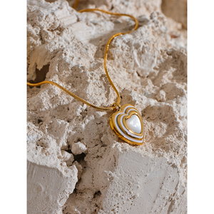 JINYOU 1194 Collana con Ciondolo a Cuore in Conchiglia Naturale in Acciaio Inossidabile 316L per Donne, Gioiello Romantico Dorato, Bijoux Regalo - Product Image 4