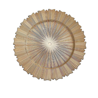 Assiettes de présentation en métal fini or de forme arrondie au design exquis de luxe Plats de dîner élégants pour restaurants