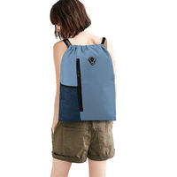 Sac à dos de sport personnalisé en gros avec cordon de serrage, léger, imperméable, en polyester, pour le rangement des vêtements, sac de plage en maille