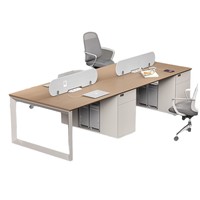 Ensemble de bureaux et chaises de bureau pour employés, poste de travail moderne et minimaliste en PVC, bureau pour quatre personnes avec prises électriques et écran de séparation