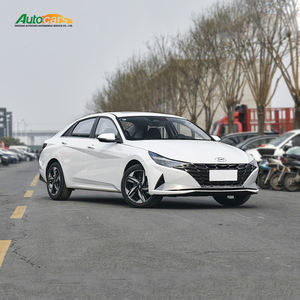 Hyundai Elantra 2022 de haute qualité, édition Premium <span class=keywords><strong>1</strong></span>.5L CVT avec toit ouvrant et sièges électriques pour la conduite quotidienne - Product Image 3