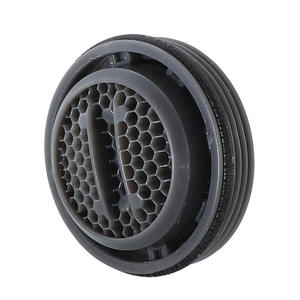 Grifo de Cocina Clásico Europeo para Fregadero/Lavabo, Montado en la Pared, con Aireador Integrado, Acabado Cepillado, Agua Fría y Caliente, Filtro Anti-Salpicaduras Integrado - Product Image 2