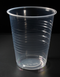 Gobelets en plastique jetables à paroi simple noirs de 1 oz, 2 oz, 3 oz avec couvercles, qualité personnalisée, emballage alimentaire en gros - Product Image 2