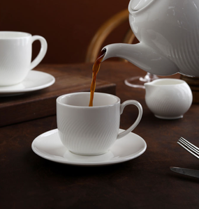 Service à thé et café en céramique blanche élégante avec logo personnalisé, théière, cafetière, tasse, soucoupe, crémier pour hôtel, restaurant, cadeau de mariage - Product Image 3