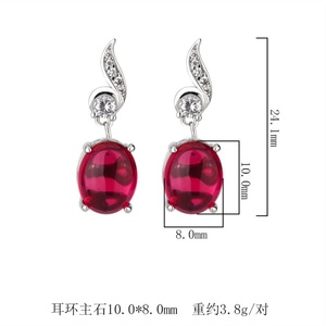 Bijoux de mode écologiques en cuivre plaqué argent, éclat éblouissant, coupe ovale 8*10mm, boucles d'oreilles pendantes en zircone cubique rouge pour femmes - Product Image 2