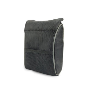 กระเป๋าใส่ขนมสุนัขสีดำ ผ้าอ็อกซ์ฟอร์ด พกพาสะดวก อเนกประสงค์ สำหรับสัตว์เลี้ยง ขนาด 12.5*7.5*19 นิ้ว พร้อมช่องซิป - Product Image 4