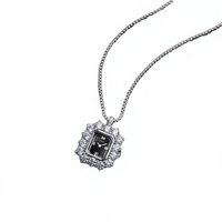 Collier pendentif carré en zircon plaqué or personnalisé, montre-bracelet pour femme, boîtier en acier inoxydable, cadeau romantique, vente en gros