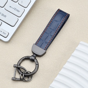 Wholesale Custom Durable Eco-Friendly Leather PU Leather Carabiner <b>Keychain</b> for Women Bags Cars Promotional Keyring - Product Image 5
