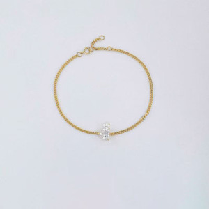 Bracelet minimaliste et délicat en or jaune 18 carats avec diamant de laboratoire taille cœur à trois griffes, ajustable, pour femme, bijoux fins - Product Image 5