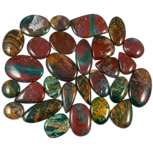 Magnifiques cabochons en agate sanguine africaine - Marque Radha Arts - Taille 25-40 mm - Rouge et vert naturels - Vente en gros pour la fabrication de bijoux - Product Image 1