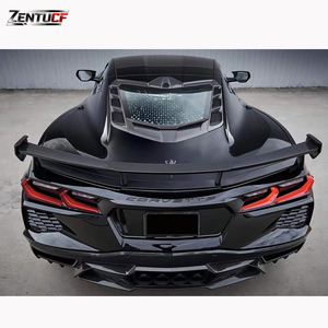C8 modifié avec des pare-chocs avant et arrière <span class=keywords><strong>de</strong></span> style Z06, un diffuseur arrière et un capot en fibre <span class=keywords><strong>de</strong></span> carbone. Compatible avec la Corvette C8 2020. - Product Image 6