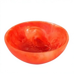 Grand bol en résine fait main, design éclaboussures noires, écologique, poli, pour la décoration moderne de la maison, vaisselle et plateaux de fête - Product Image 1
