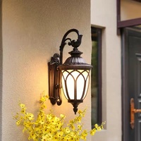 Lampe murale LED extérieure électrique noire étanche IP65 avec 2 têtes, capteur de lumière et construction en aluminium pour jardin (norme espagnole)