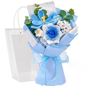Bouquets de fleurs éternelles tissées à la main en fil de laine, cadeaux finis, décorations pour la Saint-Valentin, bouquet pour maman, cadeaux pour la fête des mères - Product Image 4