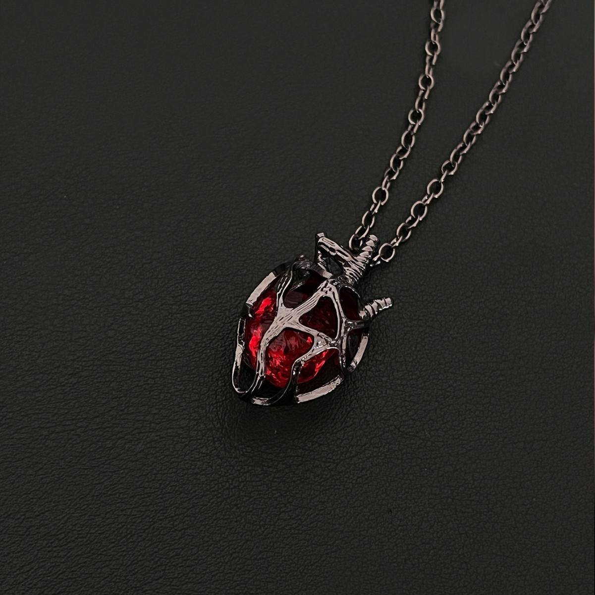 Cuore nero e rosso