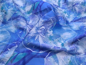 Créations de mode et de couture haut de gamme beau tissu satiné extensible imprimé pour filles bas prix bonne qualité pour une utilisation en extérieur - Product Image 5