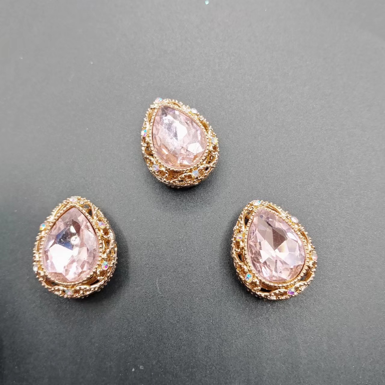 Diamant rose transparent plaqué or