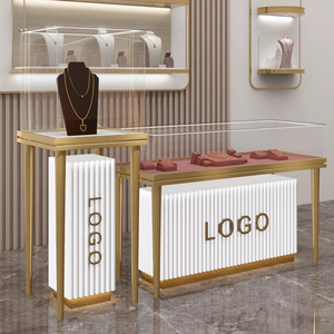 Vitrine de présentation de bijoux moderne de luxe en acier inoxydable et bois avec éclairage LED, dotée de verre trempé et de panneaux en contreplaqué - Product Image 3