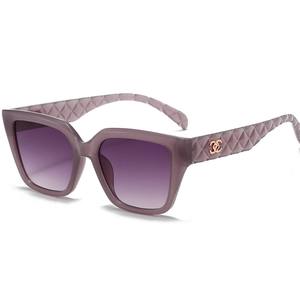 Gafas de Sol Cuadradas de Moda para Mujer, Diseño de Lujo, Protección UV400, Lentes de Sol Modernas - Product Image 4