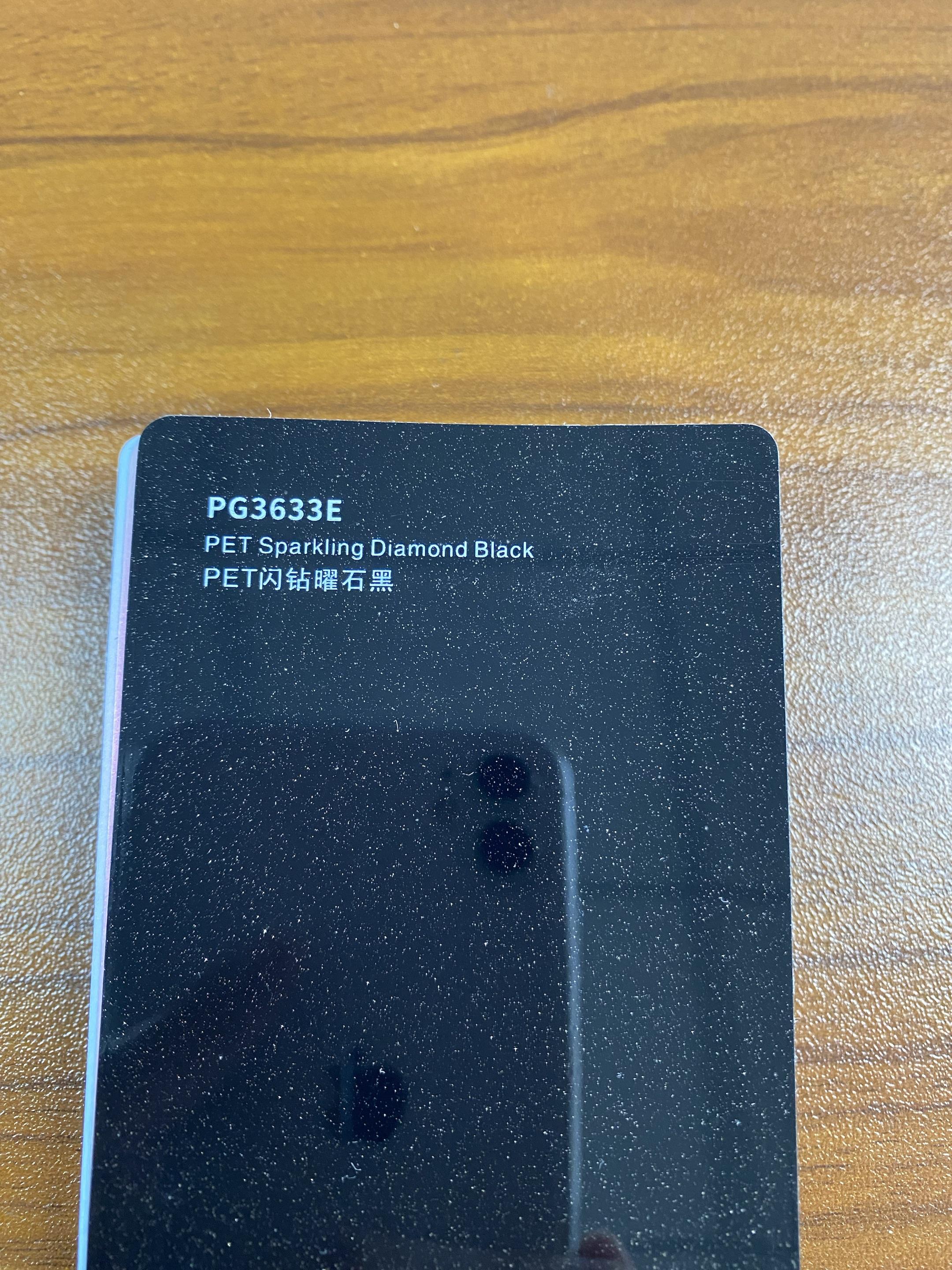 ARIIEX _ PG3633E _ PET Diamant Scintillant Noir