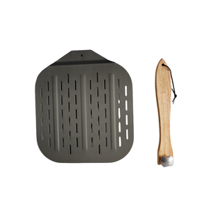 <span class=keywords><strong>Pelle</strong></span> à pizza commerciale pliable <span class=keywords><strong>en</strong></span> aluminium avec manche <span class=keywords><strong>en</strong></span> <span class=keywords><strong>bois</strong></span> perforé <span class=keywords><strong>pour</strong></span> la cuisson de pizzas et pains au <span class=keywords><strong>four</strong></span> - Product Image 3
