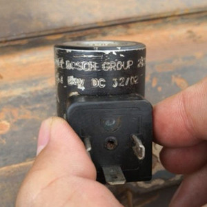 Vanne de régulation de débit à solénoïde hydraulique de marque XLF, garantie 1 an, R900991121 R901036391 R901006187 R902602669 R900991678 - Product Image 4