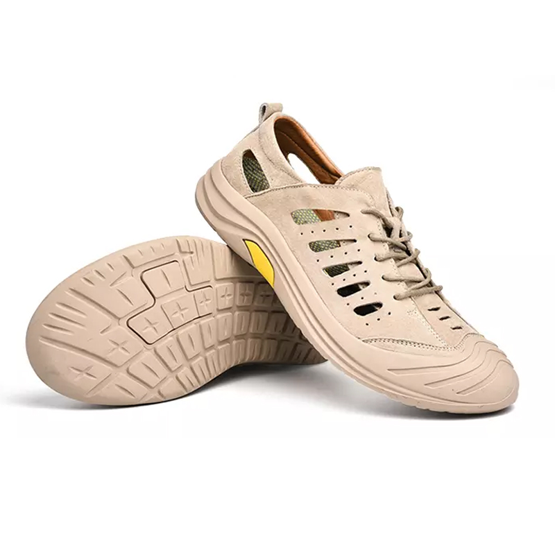 Производитель продает высококачественную походную обувь для мужчин