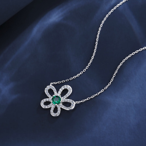 Collar de Plata 925 con Esmeralda Cultivada, Diseño de Flor Elegante, para Uso Diario, Cumpleaños, un Gran Regalo Sorpresa para Chicas - Product Image 2