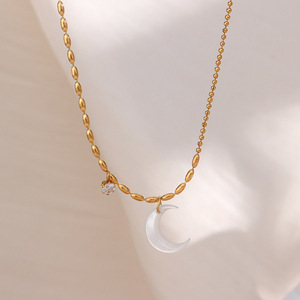 Fashion White Shells Moon Pendant <strong>Necklace</strong> 18k Gold Plated Titanium Steel Beads Chain <strong>Diamond</strong> <strong>Delicate</strong> Jewelry <strong>Necklace</strong>