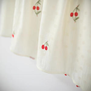 Robe d'été 2026 pour bébé fille en coton respirant et lavable, style A-line, avec col en dentelle cerise et <span class=keywords><strong>chapeau</strong></span> de <span class=keywords><strong>paille</strong></span> - Product Image 5