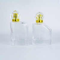 Flacon de parfum en verre carré de luxe 100 ml avec pulvérisateur à pompe, diffuseur à bâtonnets, sérigraphie, design moderne, options personnalisables