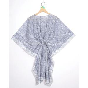 ชุดเดรสชายหาดสไตล์เกาหลีแบบสั้นคลุมเข่า ลายดอกไม้พิมพ์มือบนผ้าฝ้าย ทรงคลุมแบบธรรมชาติ ระบายอากาศได้ดี - Product Image 1