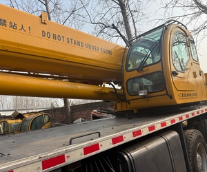 Year 2014 Good Condition XCM Qy35k5-1 35 Truck Crane Qy25k-II Qy25k5-1 Qy55kc Qy70kc Qy75kc Hydraulic Crane - Product Image 3