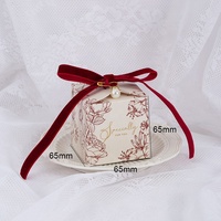 Boîte en carton personnalisée pour cadeaux de mariage avec impression du nom et de la date, boîte à dragées plate en carton avec les noms des mariés
