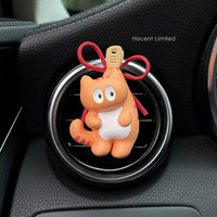 Diffuseur d'air frais pour voiture en forme de chat mignon et moderne, en résine, à clipser sur la grille d'aération, ornement d'intérieur avec parfum naturel, sans électricité requise