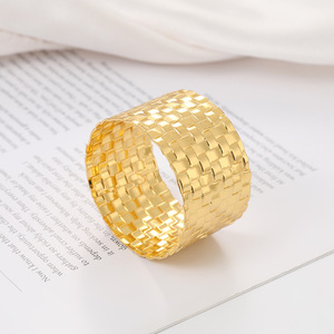 نموذج للفندق حلقة منشفة ورقية معدنية منقوشة لغرفة الزفاف خاتم منديل ذهبي فاخر مخزون - Product Image 3