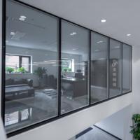 Cloisons de bureau modernes insonorisées en verre avec système modulaire à cadre en aluminium pour écoles, hôpitaux et bureaux