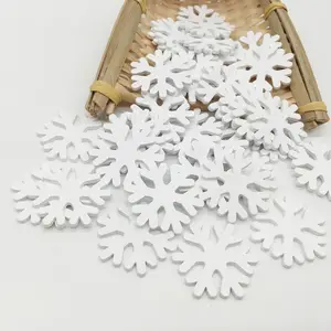 Flocons de neige en bois décoration de noël fournitures dessin animé artisanat bricolage ornement Style créatif 100 paquets