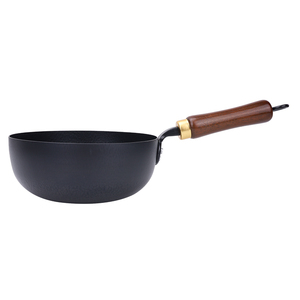 Wok de hierro puro de 24 cm con patrón de escamas de pez, fundición de precisión en hierro puro, certificación de seguridad para contacto con alimentos, diseño sin revestimiento. - Product Image 4