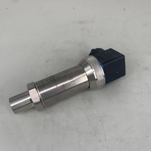 Transmisor de Presión Wika P-30 de Alta Precisión para Medición Industrial, Fabricado en Alemania - Product Image 1