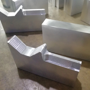 Độ chính xác cao CNC gia công khối nhôm tự động xe động cơ xi lanh prototyping với cắt & uốn dịch vụ chế biến - Product Image 5