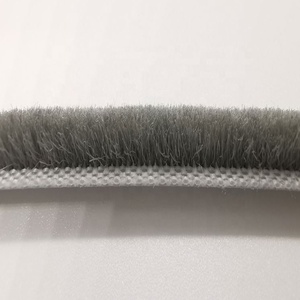 En gros <span class=keywords><strong>pas</strong></span> <span class=keywords><strong>cher</strong></span> prix laine joint brosse Haute étanchéité <span class=keywords><strong>Aileron</strong></span> bande météo Avec PVC ailettes bonne performance d'étanchéité - Product Image 5