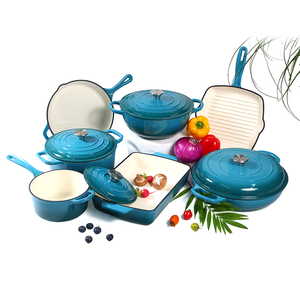 Ensemble de batterie de <span class=keywords><strong>cuisine</strong></span> en fonte au design moderne, de haute qualité, émaillé, comprenant un faitout hollandais, des marmites à soupe et une casserole - Durable pour la cuisson domestique - Product Image 2