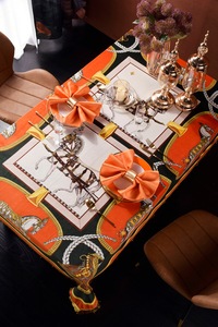 Khăn Trải Bàn Họa Tiết Hình Ngựa Khăn Trải Bàn Tùy Chỉnh Trang Trí Bàn Tiệc Tại Nhà Khăn Trải Bàn Sang Trọng - Product Image 2