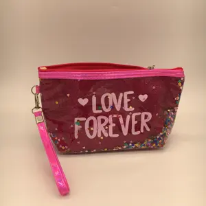 एकल फैशनेबल मजेदार गर्म गुलाबी चमक स्पष्ट पीवीसी मेकअप ब्रश कॉस्मेटिक बैग के साथ डिजाइन हमेशा के लिए प्यार